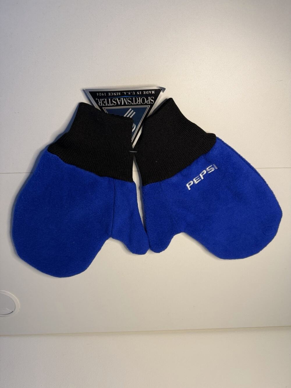 NWT Pepsi Winter Gloves Mittens Unisex One Size Pepsi+ Design BLUE Black NEW